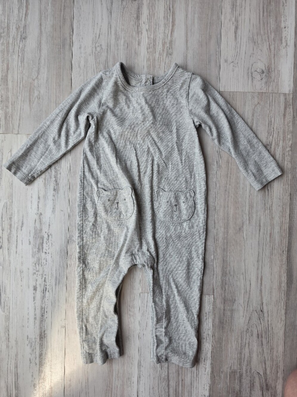 GAP Heather Gray Baby Brannan Long-Sleeve Baby One-Piece Romper 12-18 Months